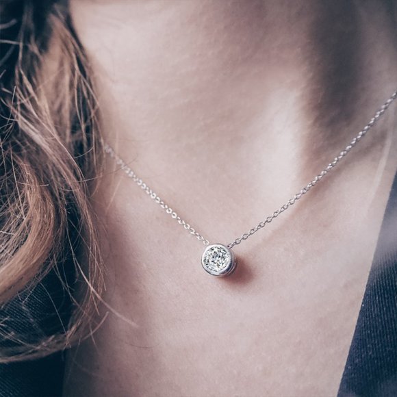 Preserved Rose In a Acrylic Box with Silver Plated April Birthstone Necklace - Picture 3 of 15